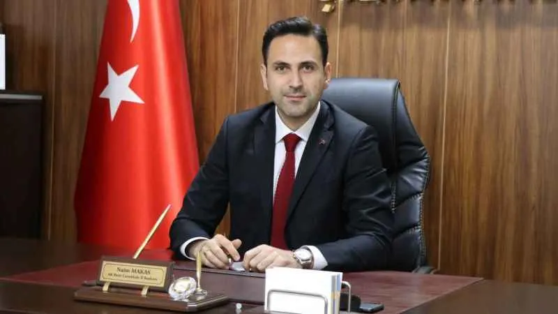 Başkan Makas: "108 yıl önce bu millet bayrağımızın ebediyen göklerde dalgalanacağını tüm cihana göstermiştir"