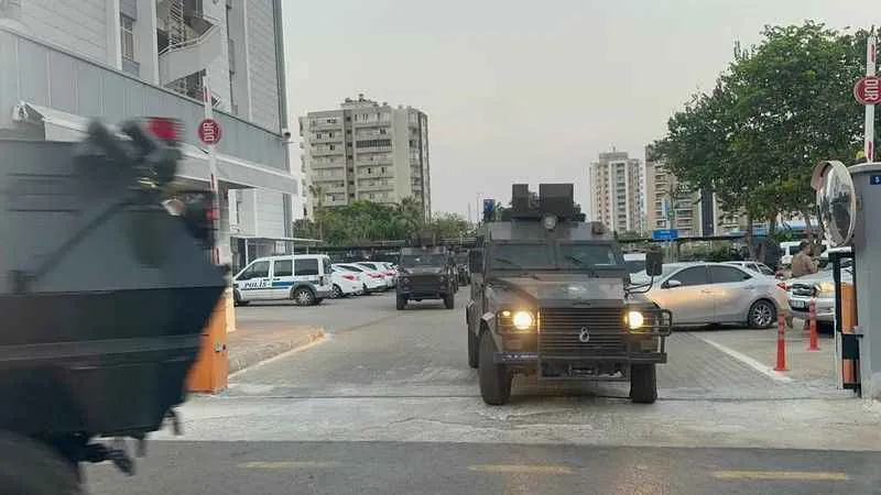 Mersin'de FETÖ'ye operasyon: 9 gözaltı kararı