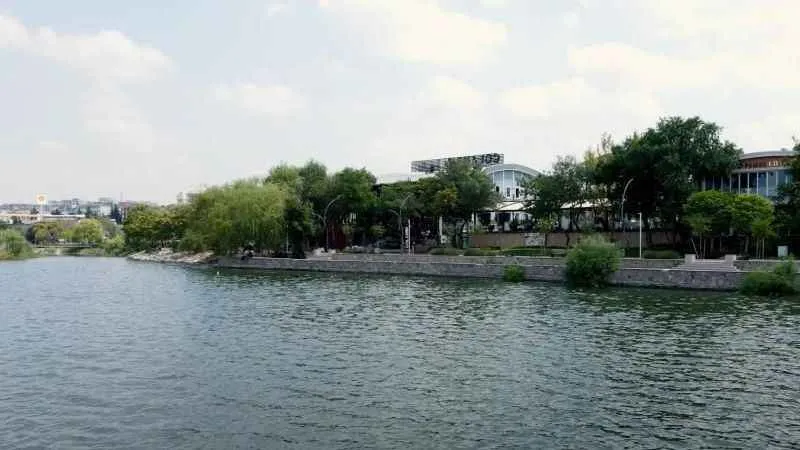 Bakan Özhaseki: “Mogan Gölü yeniden yaşam merkezi oldu”