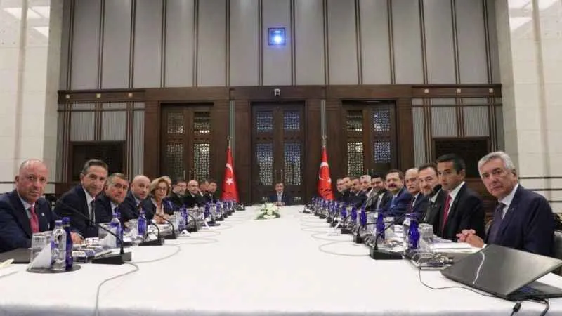 Cumhurbaşkanı Yardımcısı Yılmaz başkanlığındaki YOİKK toplantısı başladı