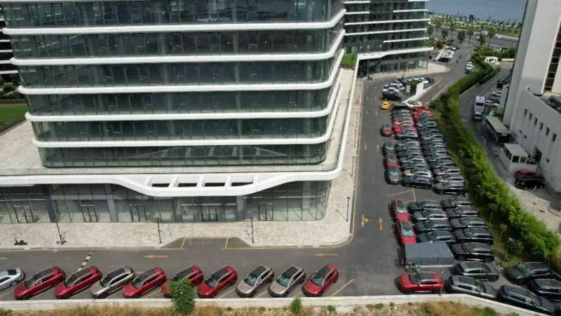 İstanbul’da teslimat için bekleyen Togg’lar görüntülendi