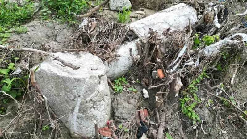 Amasra’daki sel antik su kanalının parçalarını ortaya çıkardı