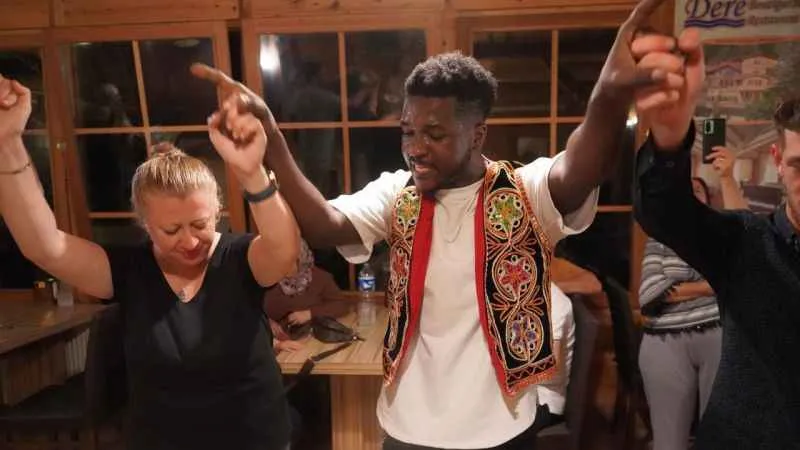 Rize’nin Ganalı Laz uşağı sosyal medya fenomeni oldu