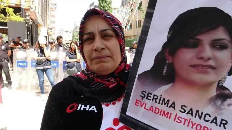 Evlat nöbetindeki Nazlı Sancar, “Yaz kış bu mücadelemiz devam edecek”