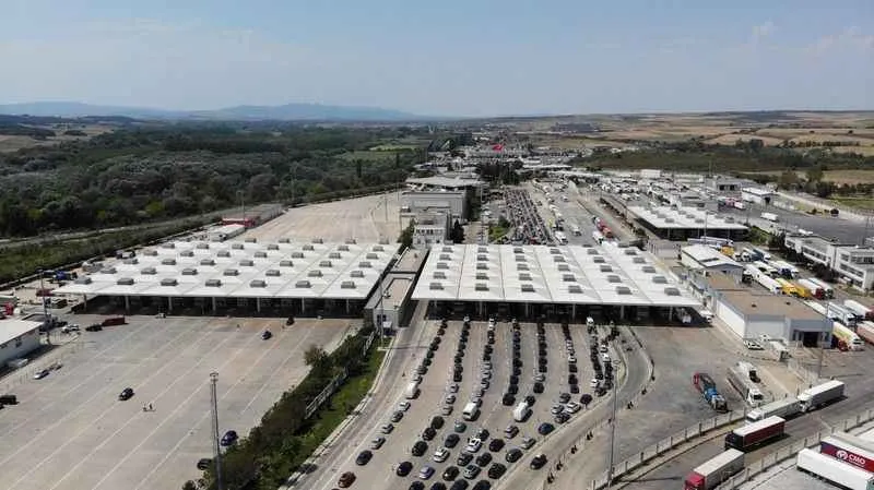 Bu yıl 2 milyon gurbetçi Türkiye’ye geldi