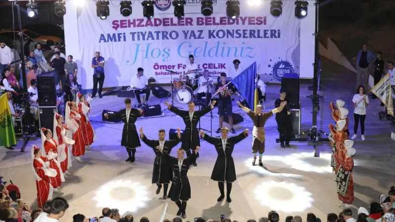 Şehzadeler'de Türkiye-Bosna Hersek kardeşliği gecesi