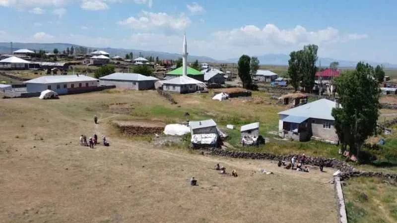 40 akademisyen kazı çalışması yürütüyor