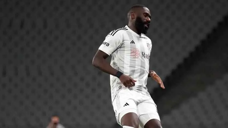 Beşiktaş’ta Masuaku, Onur Bulut ve Rebic, Başakşehir maçında yok