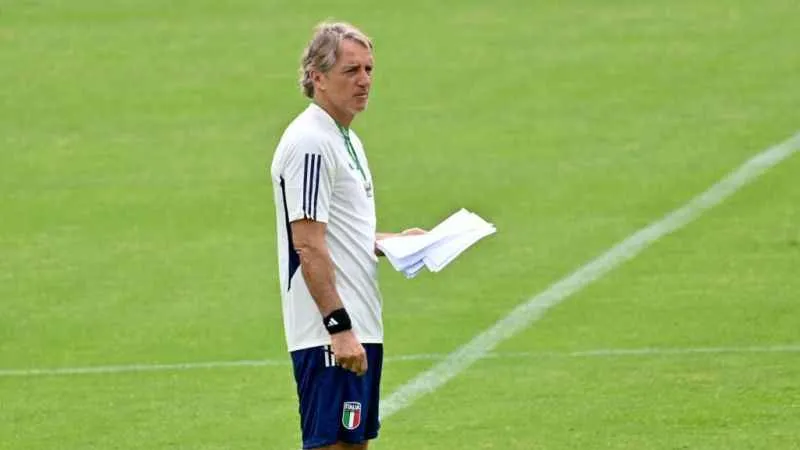 Suudi Arabistan Milli Takımı, Roberto Mancini'ye emanet