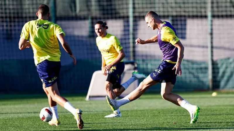 Fenerbahçe, Twente maçı hazırlıklarını sürdürdü