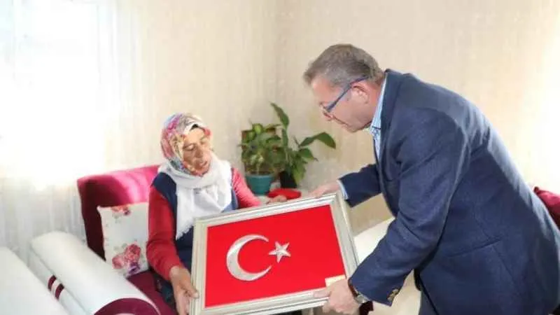 Vali Polat'tan Akyaka ve Arpaçay'a ziyaret