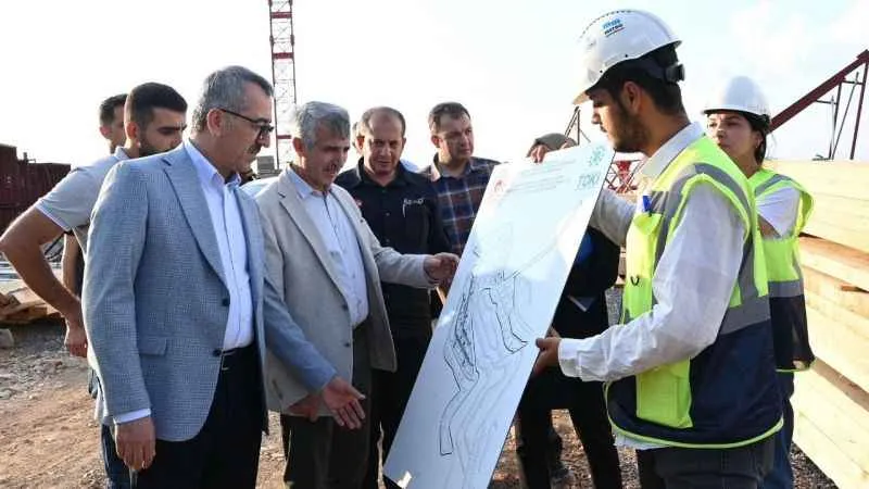 Başkan Güngör: “Kalıcı konutlar yükselmeye devam ediyor”