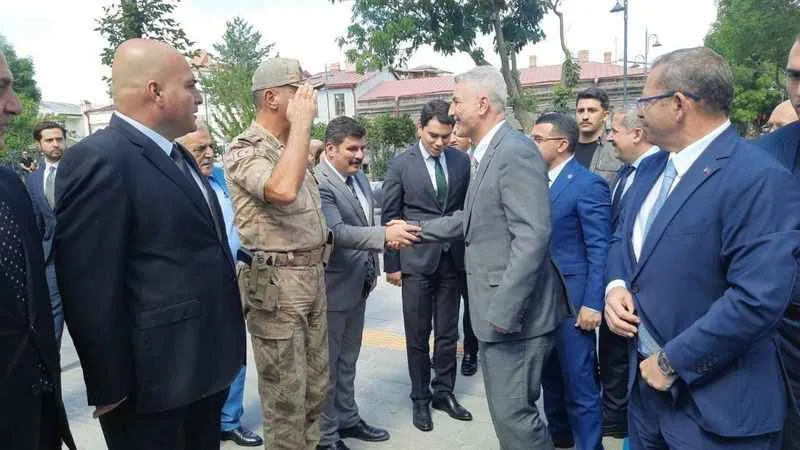 Ticaret Bakanı Bolat Kars’ta