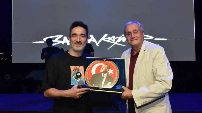 Sagopa Kajmer Bozüyüklü hayranlarıyla buluştu