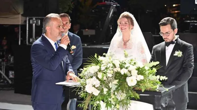 Başkan Aktaş, oğlunun nikahını kıydı