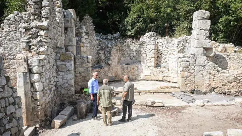 Olimpos’taki tarihi kent gün yüzüne çıkıyor