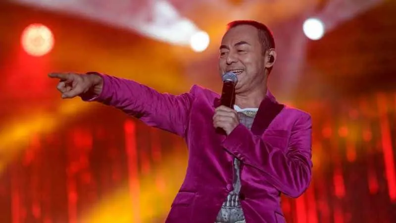 92. İzmir Enternasyonal Fuarı’nda yıldızlar geçidi