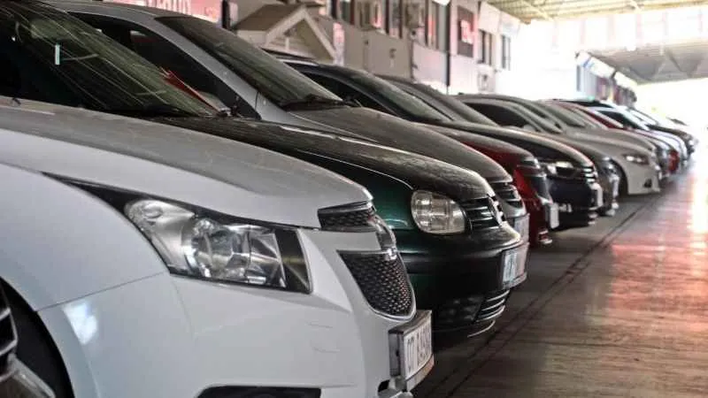 İkinci el otomobil fiyatları yüzde 10 düştü