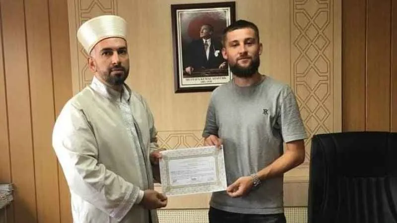 Hollandalı Haan, Müslüman olup Abdulmecid ismini aldı