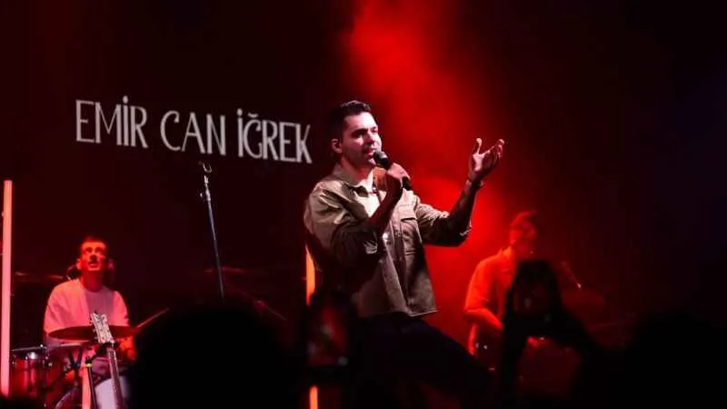 Emir Can İğrek: "Ali Cabbar şarkısının başına gelmeyen kalmadı"