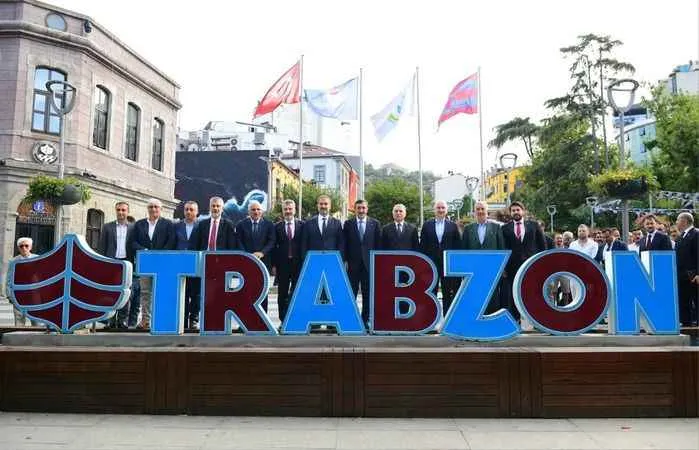 Cumhurbaşkanı Yardımcısı Cevdet Yılmaz Trabzon'da