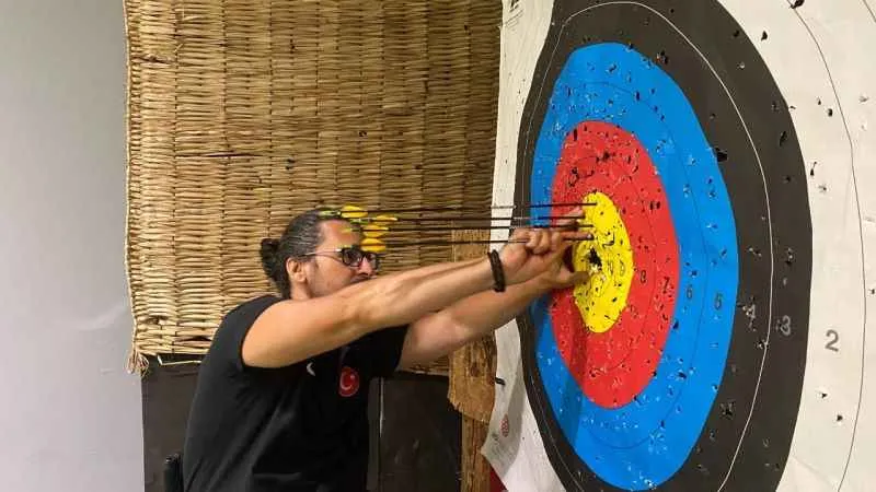 Silahlı saldırı sonucu omurilik felci geçirdi, şimdi milli takıma sporcu yetiştiriyor