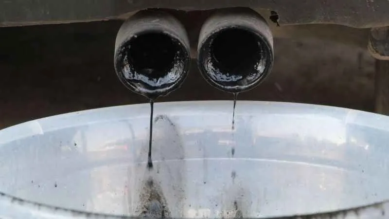 Sanayi ustalarından dizel araç sahiplerine uyarı: "Değişim olmazsa temizlik yapılsın"