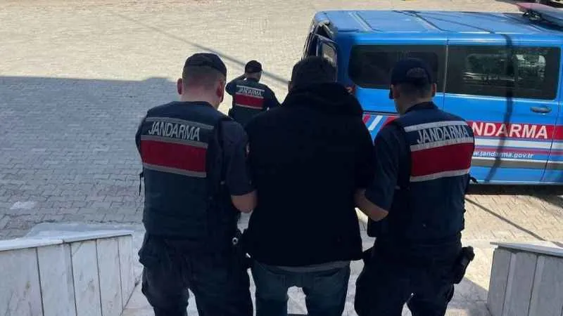 Yunanistan’a kaçmaya çalışan 17 FETÖ mensubu yakalandı