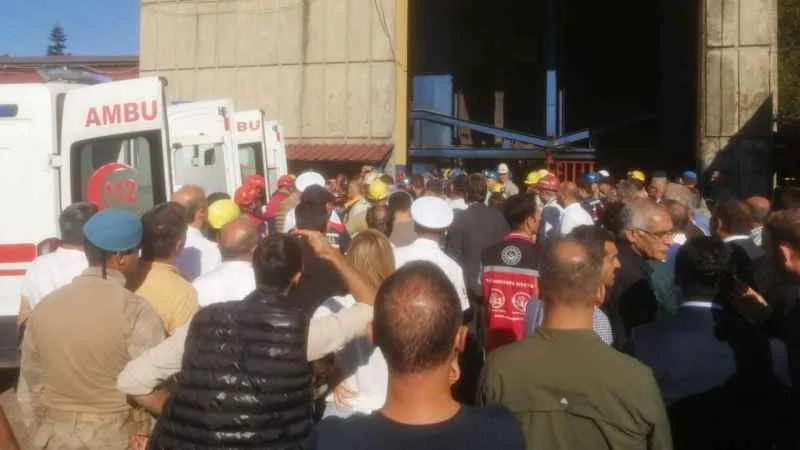 Zonguldak Valisi Hacıbektaşoğlu: "4 işçimizi etkileyen bir göçük"