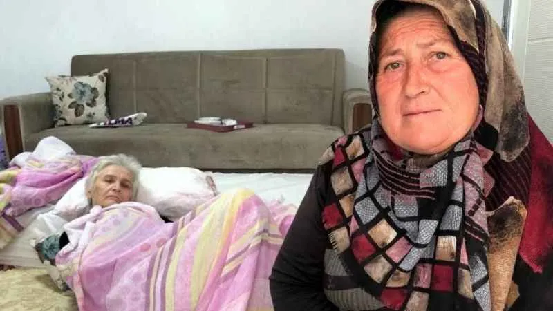 Bursa'da sağır ve dilsiz yatalak hasta Sayide teyze yardım bekliyor