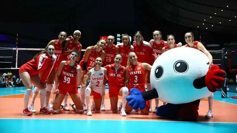 Filenin Sultanları, Olimpiyat Elemeleri'ne galibiyetle başladı