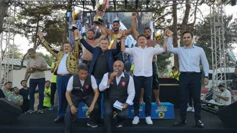 18. Geleneksel Kocasinan Yağlı Güreşleri’nde kazanan Mustafa Taş oldu