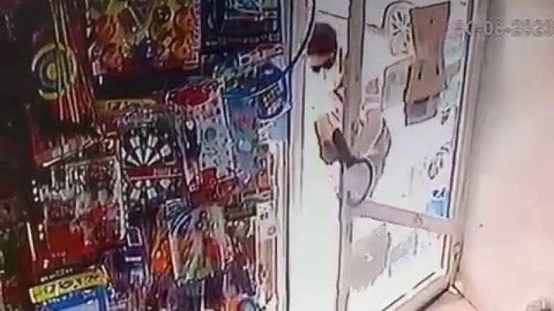 Küçükçekmece’de, bir haftada aynı iş yerine iki kez silahlı saldırı