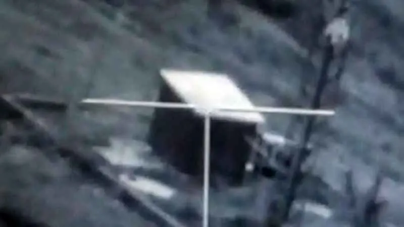 Azerbaycan ordusu Ermenilere ait radar istasyonunu vurdu