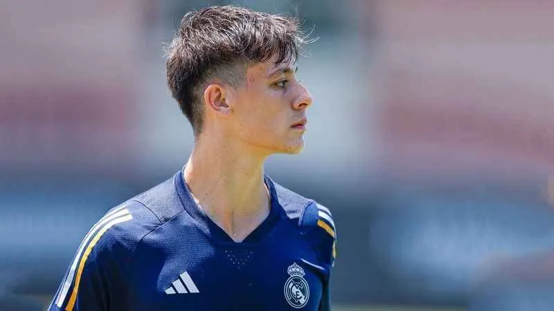 Carlo Ancelotti: "Arda Güler, pazartesi günü takımla çalışmalara başlayacak"