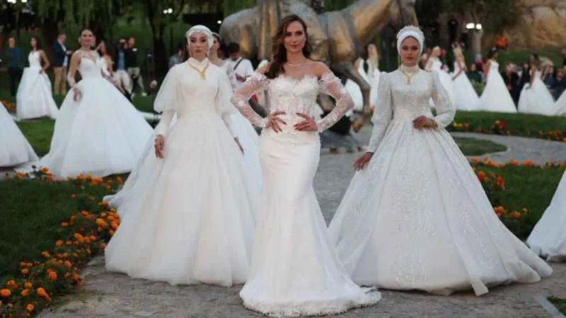 "Gönül Dağı Defilesi" 42 modelle gerçekleşti