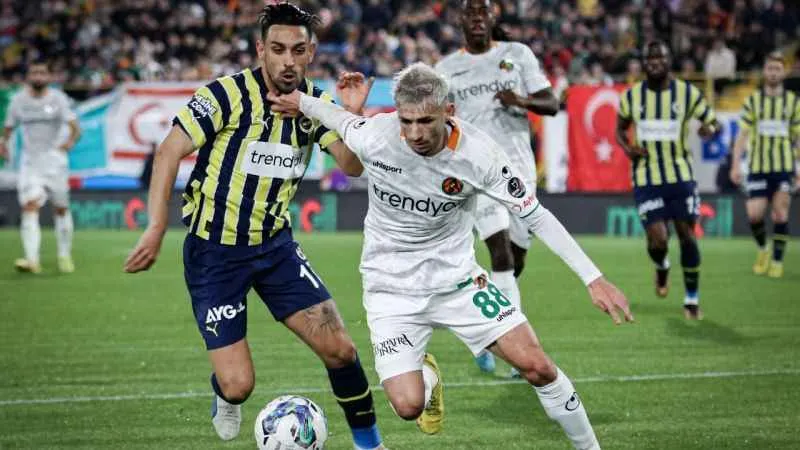 Fenerbahçe, Alanyaspor deplasmanında