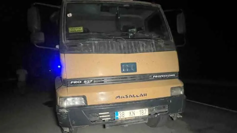 Nevşehir’de otomobil ile kamyon çarpıştı: 1 ölü, 2 yaralı