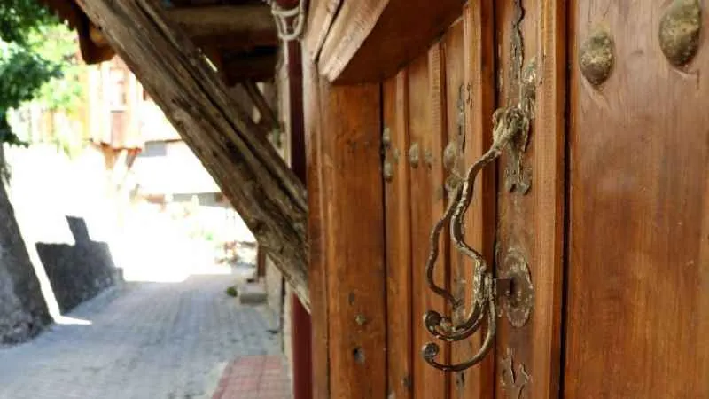 Geçmişin yok olan mirası: Kapı tokmakları