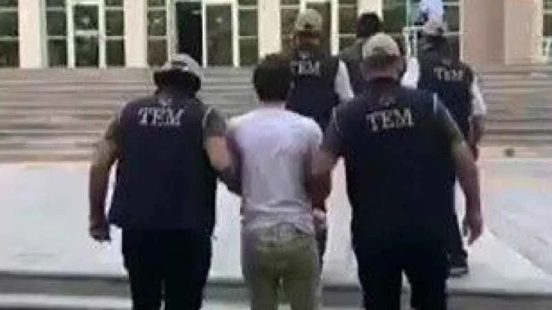 FETÖ operasyonunda eski emniyet müdürü ve zabıt katibi tutuklandı