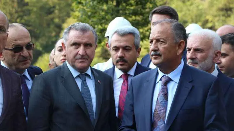 Bakan Bak ve Bakan Özhaseki Rize’den ayrıldı