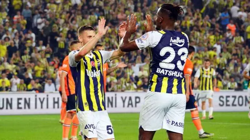 Fenerbahçe, Başakşehir’e karşı en farklı galibiyetini aldı