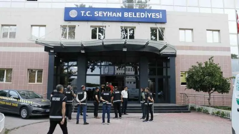Adana’da Seyhan ve Çukurova Belediyelerine imar yolsuzluğu ve rüşvet operasyonu: 61 gözaltı kararı