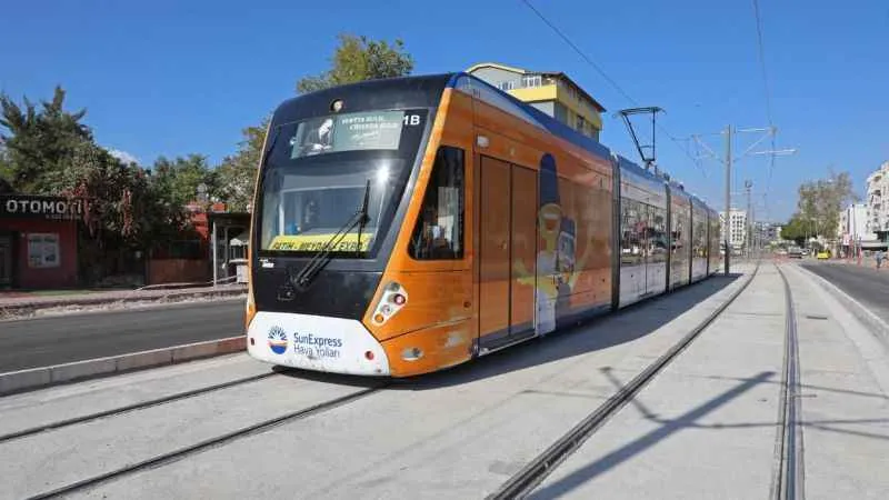 Doğu Garajı-Meydan arasındaki tramvay seferleri yeniden başladı