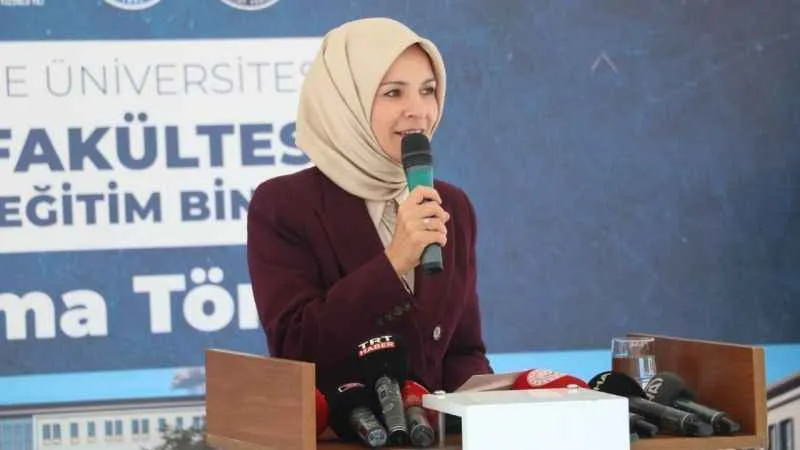 Bakan Göktaş: “Eğitime ve gençlerimize yapılan yatırım, geleceğe yapılan yatırımdır”