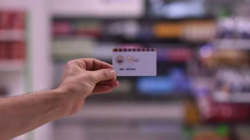 Paranın geçmediği market, ihtiyaç sahiplerine 5 milyonluk yardım sağladı