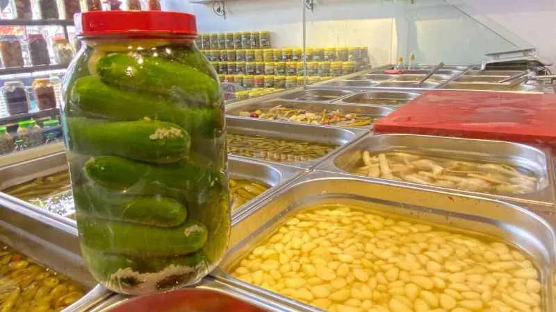 Kış aylarındaki salgına karşı savaşan en doğal antibiyotik "turşu"