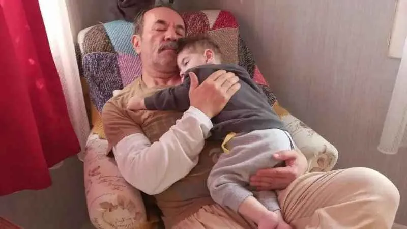 Ünlü oyuncu Engin Yüksel 2 yaşındaki oğlunu kaybetti