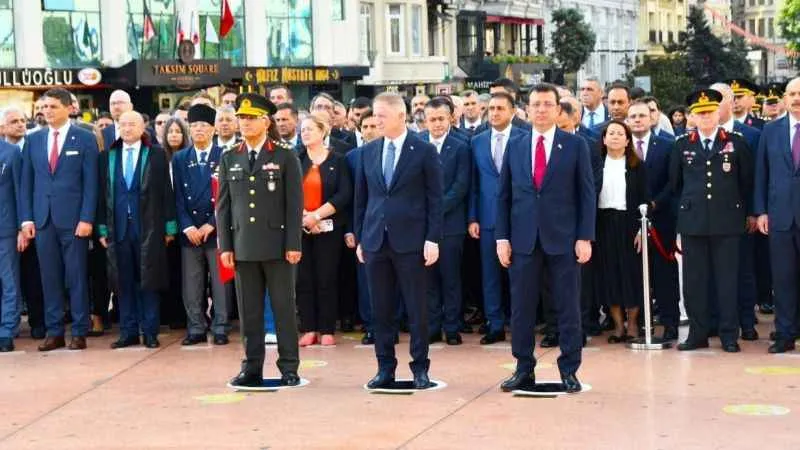 İstanbul’un kurtuluşunun 100. yıl dönümü Taksim’de kutlandı