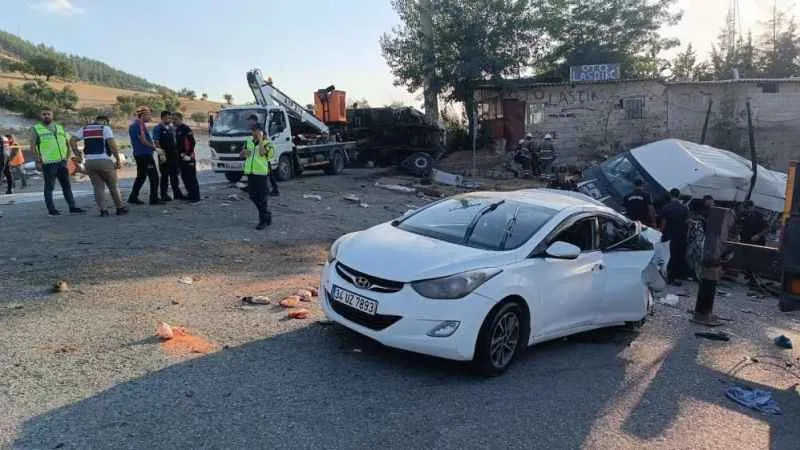 Gaziantep’te katliam gibi kaza: 6 ölü, 4’üağır 16 yaralı